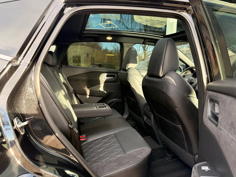 Nissan QASHQAI 1.3 MHEV Xtronic Tekna Plus I Massage I H.U.D I BOSE I Matrix Led