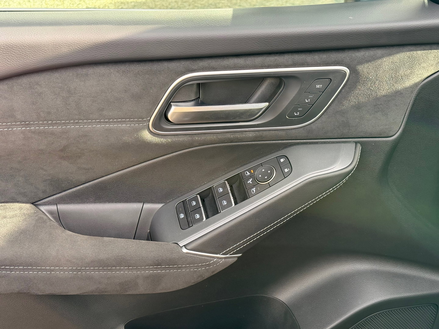 Nissan QASHQAI 1.3 MHEV Xtronic Tekna Plus I Massage I H.U.D I BOSE I Matrix Led