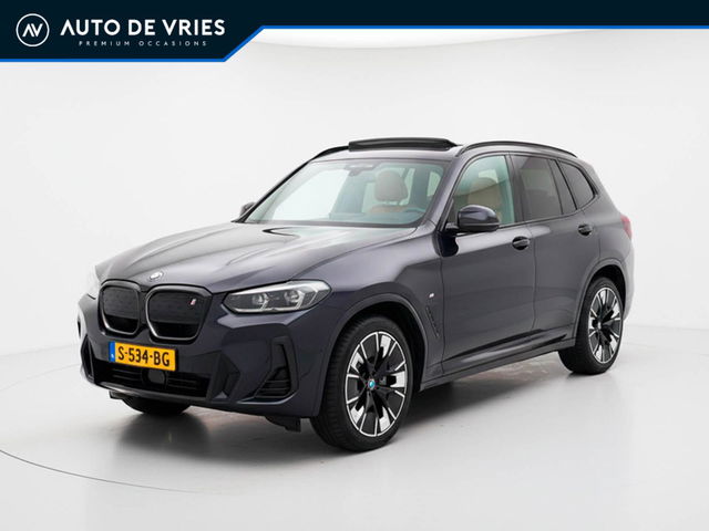 BMW iX3 - 80 kWh M-Sport Shadowline | SOH 97% | Cognac leder | Panoramadak | Driving Assistant
