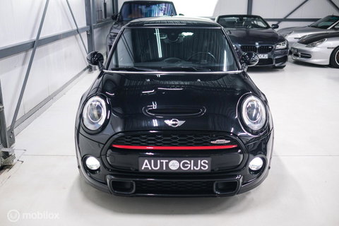 MINI Mini 2.0 Cooper S JCW Package | Kuipstoelen | JCW exhaust | Camera | Adaptive cruise | HUD | Xenon | Flippers |