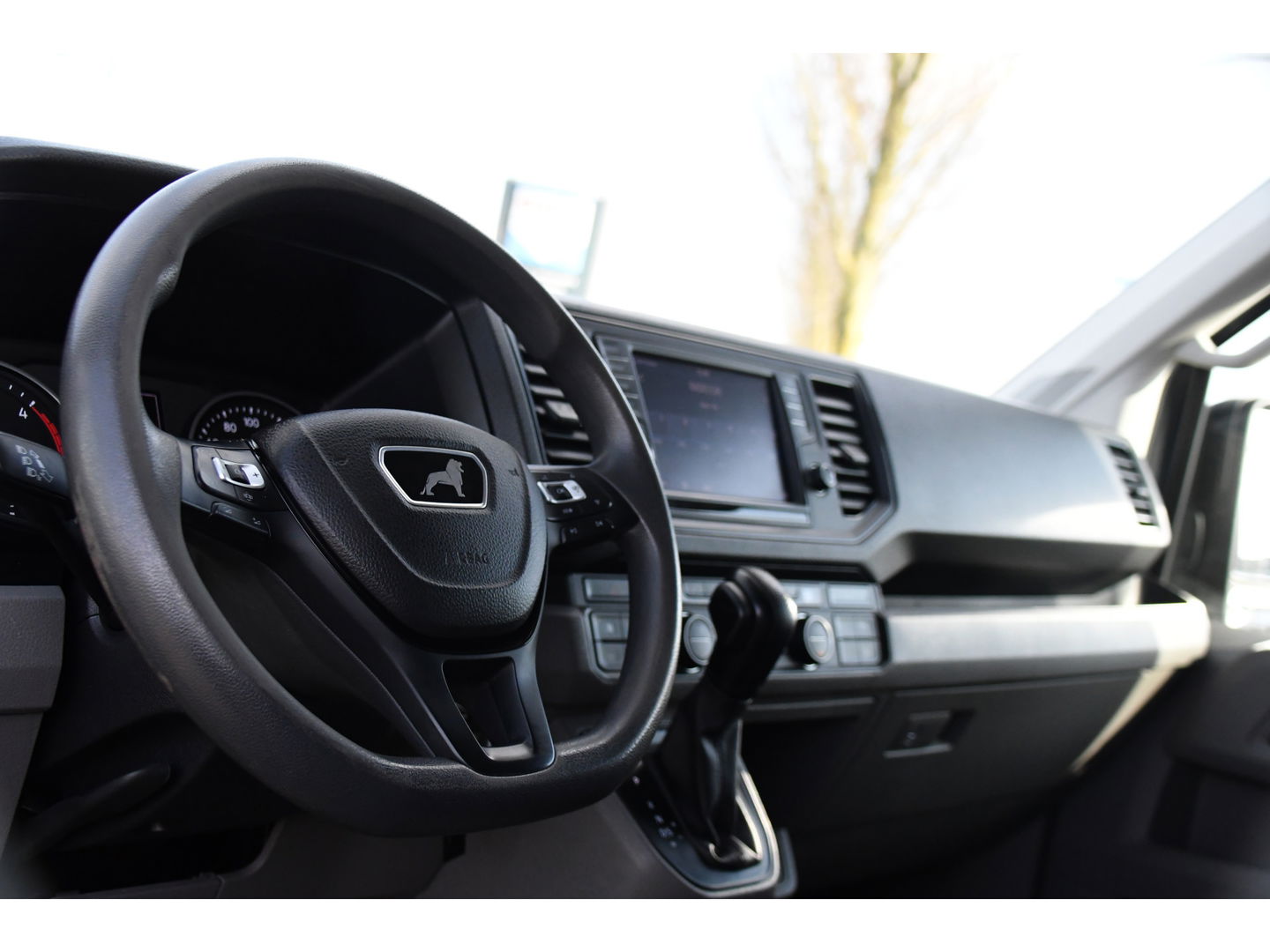 MAN TGE 2.0 L3H3 PB Edition Camera, Cruise, Carplay, LED, Clima, Stoelverwarming, Trekhaak, 140pk, Sensoren, Leder, Uniek!