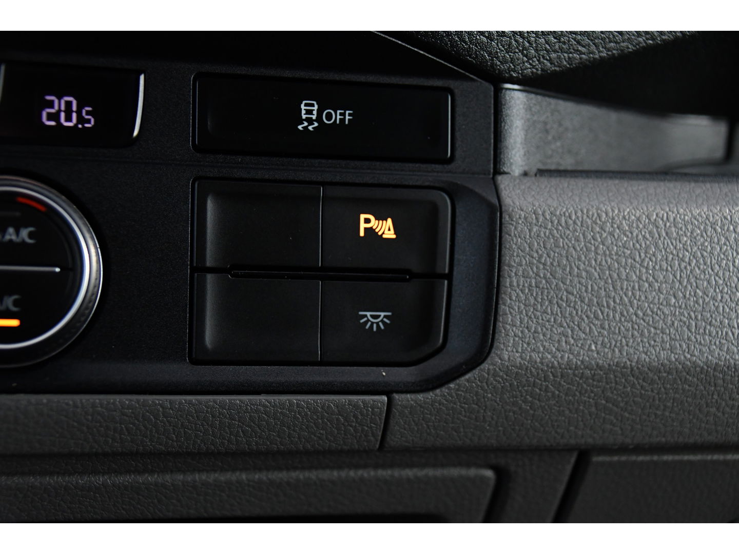 MAN TGE 2.0 L3H3 PB Edition Camera, Cruise, Carplay, LED, Clima, Stoelverwarming, Trekhaak, 140pk, Sensoren, Leder, Uniek!