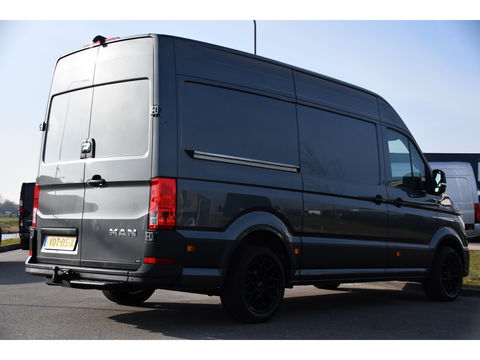 MAN TGE 2.0 L3H3 PB Edition Camera, Cruise, Carplay, LED, Clima, Stoelverwarming, Trekhaak, 140pk, Sensoren, Leder, Uniek!