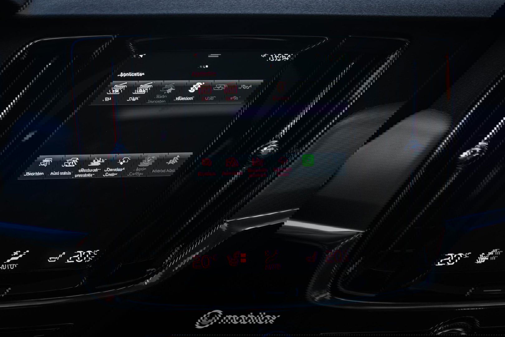 Volvo V90 2.0 T6 AWD Inscription 340 pk | Trekhaak | Panoramadak | Pine Grey | NL auto NAP | Camera | Dealer OH | 1e eigenaar | Zonnescher