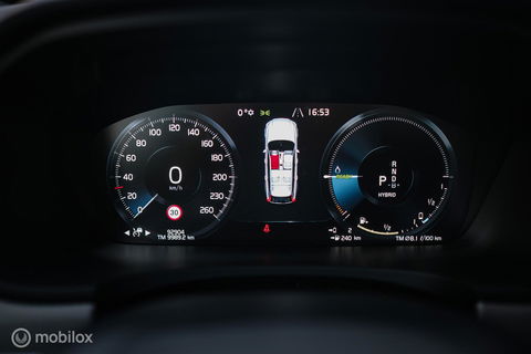 Volvo V90 2.0 T6 AWD Inscription 340 pk | Trekhaak | Panoramadak | Pine Grey | NL auto NAP | Camera | Dealer OH | 1e eigenaar | Zonnescher