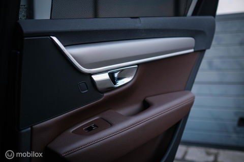 Volvo V90 2.0 T6 AWD Inscription 340 pk | Trekhaak | Panoramadak | Pine Grey | NL auto NAP | Camera | Dealer OH | 1e eigenaar | Zonnescher