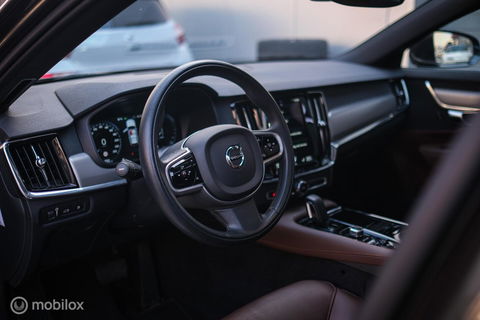 Volvo V90 2.0 T6 AWD Inscription 340 pk | Trekhaak | Panoramadak | Pine Grey | NL auto NAP | Camera | Dealer OH | 1e eigenaar | Zonnescher