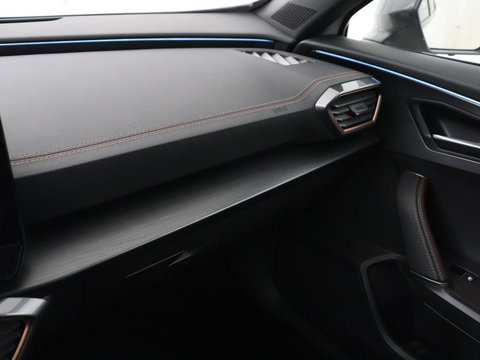 CUPRA Formentor 1.4 eHybrid VZ | SOH 90% | 245pk | Adaptive cruise | Stuurverwarming | Carplay | Sfeerverlichting | Camera | Sportstoelen | Full LED | Half leder | Navigatie | Keyless | PHEV | Plug In