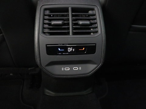 CUPRA Formentor 1.4 eHybrid VZ | SOH 90% | 245pk | Adaptive cruise | Stuurverwarming | Carplay | Sfeerverlichting | Camera | Sportstoelen | Full LED | Half leder | Navigatie | Keyless | PHEV | Plug In