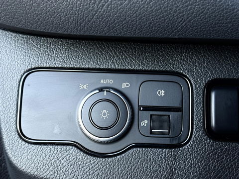 Mercedes-Benz Sprinter 319 CDI L2H2 BPM VRIJ | 4x4 | Chauffeursstoel | CAMERA |