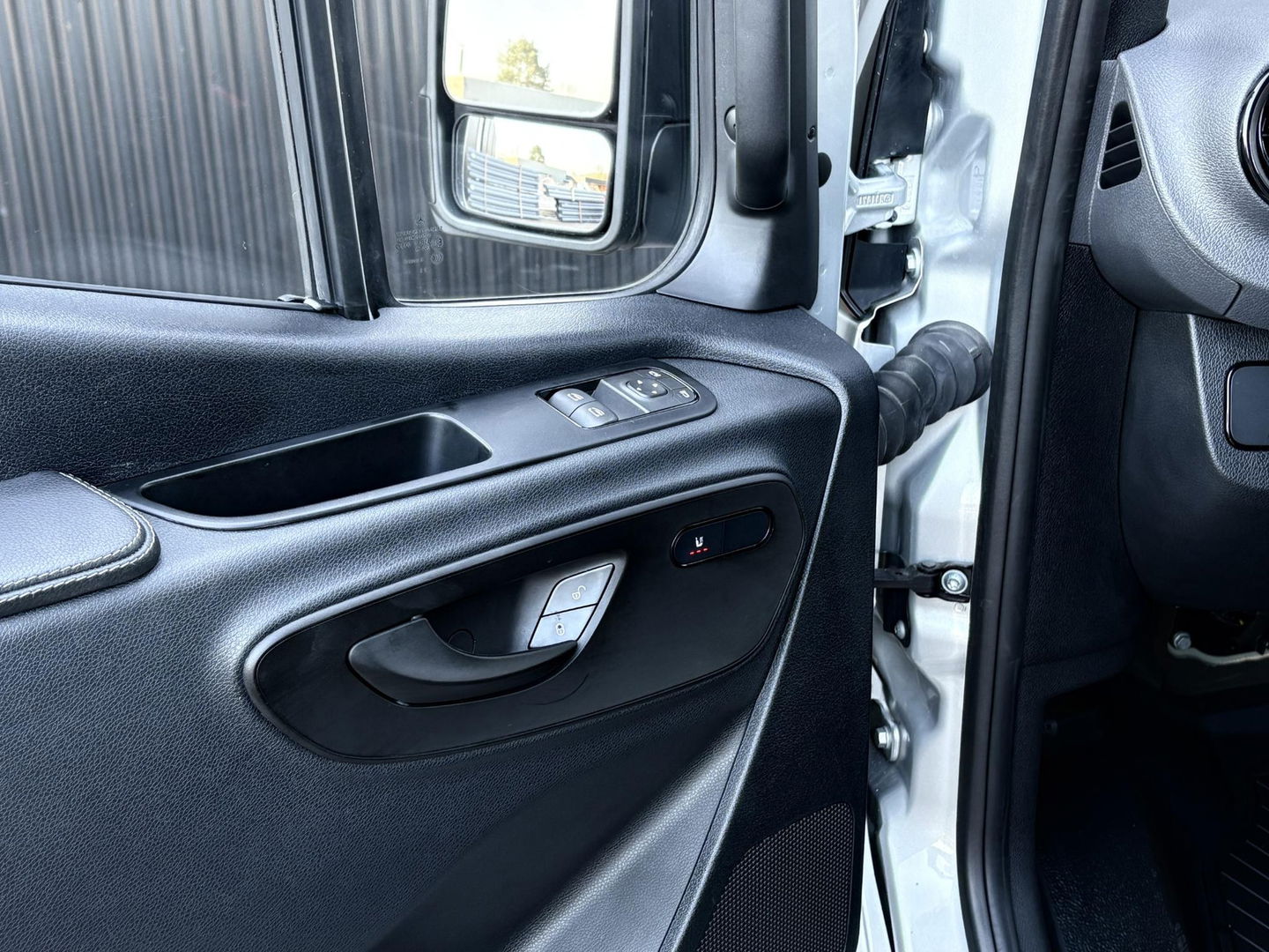 Mercedes-Benz Sprinter 319 CDI L2H2 BPM VRIJ | 4x4 | Chauffeursstoel | CAMERA |