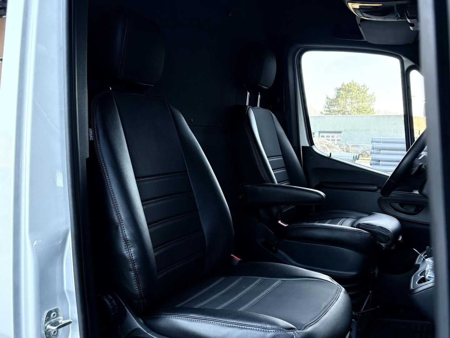 Mercedes-Benz Sprinter 319 CDI L2H2 BPM VRIJ | 4x4 | Chauffeursstoel | CAMERA |