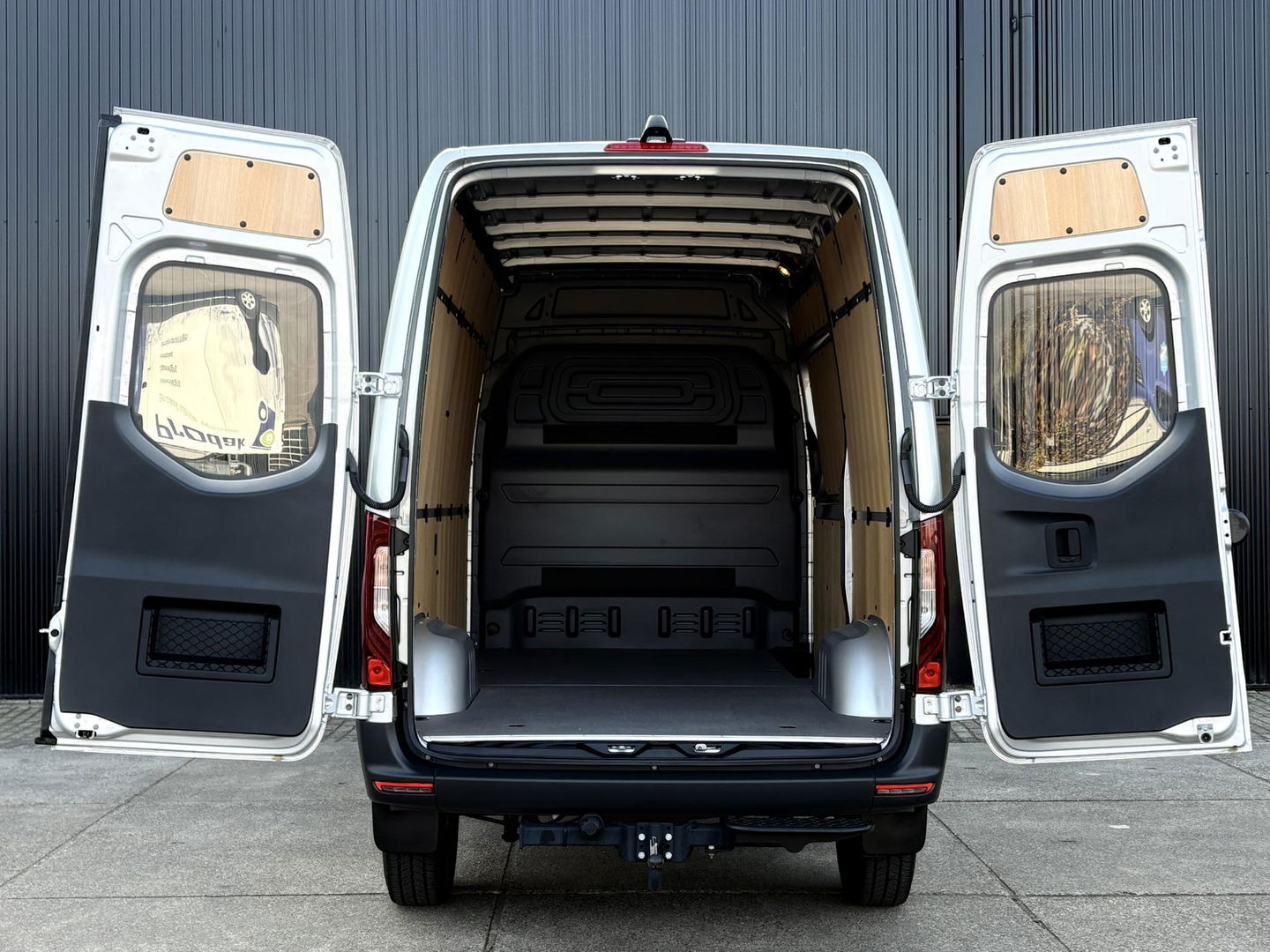 Mercedes-Benz Sprinter 319 CDI L2H2 BPM VRIJ | 4x4 | Chauffeursstoel | CAMERA |