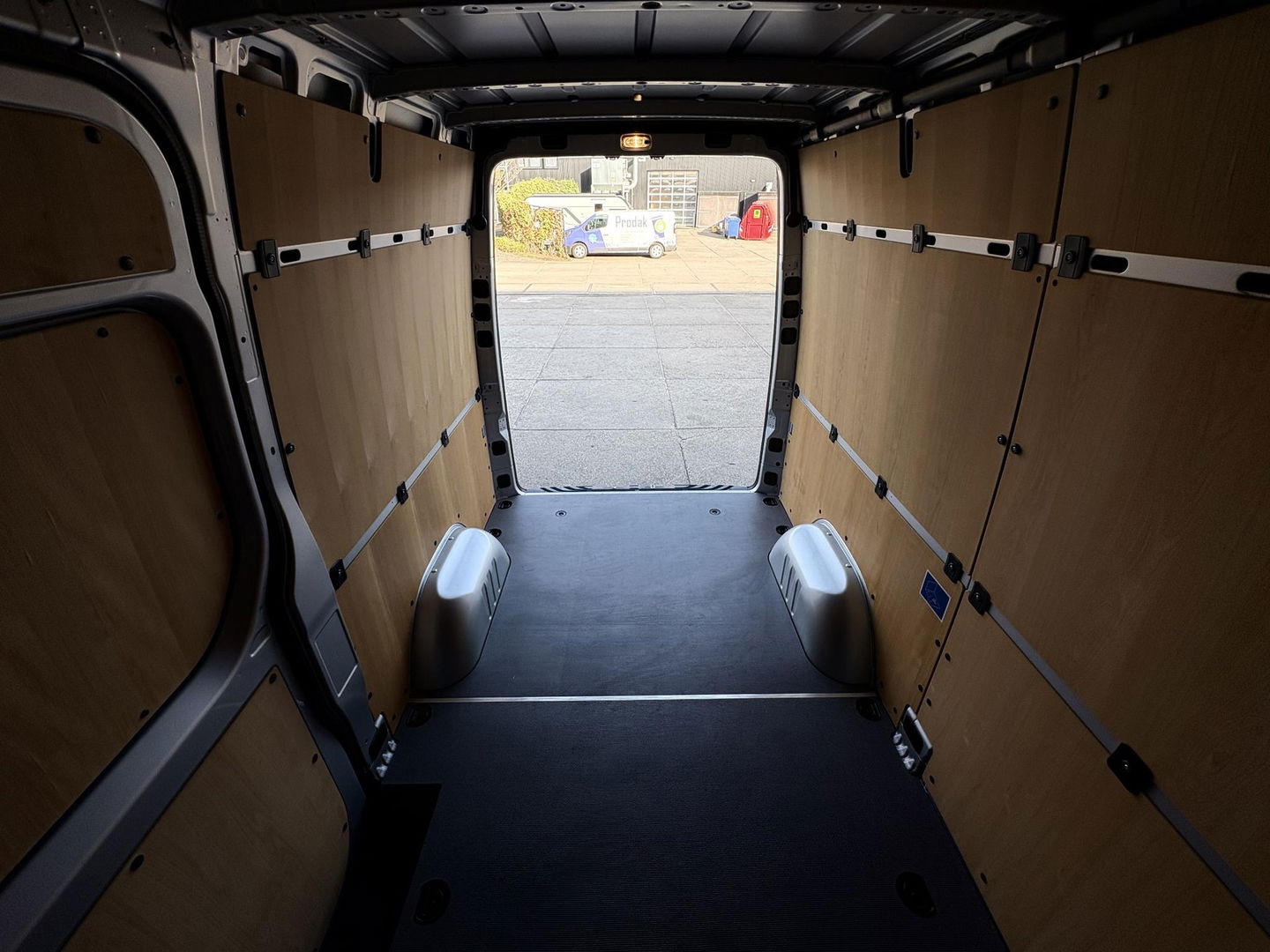 Mercedes-Benz Sprinter 319 CDI L2H2 BPM VRIJ | 4x4 | Chauffeursstoel | CAMERA |