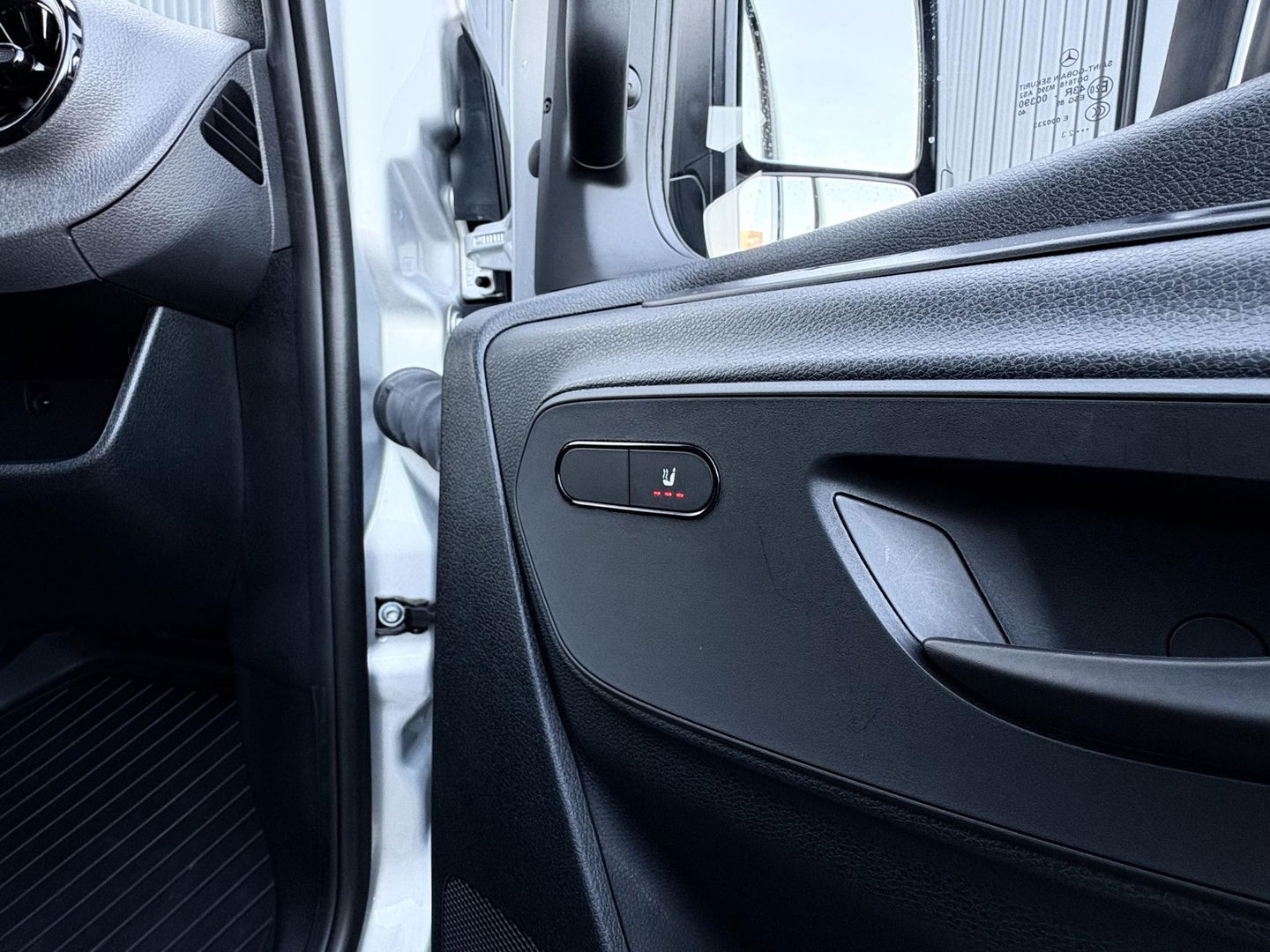 Mercedes-Benz Sprinter 319 CDI L2H2 BPM VRIJ | 4x4 | Chauffeursstoel | CAMERA |