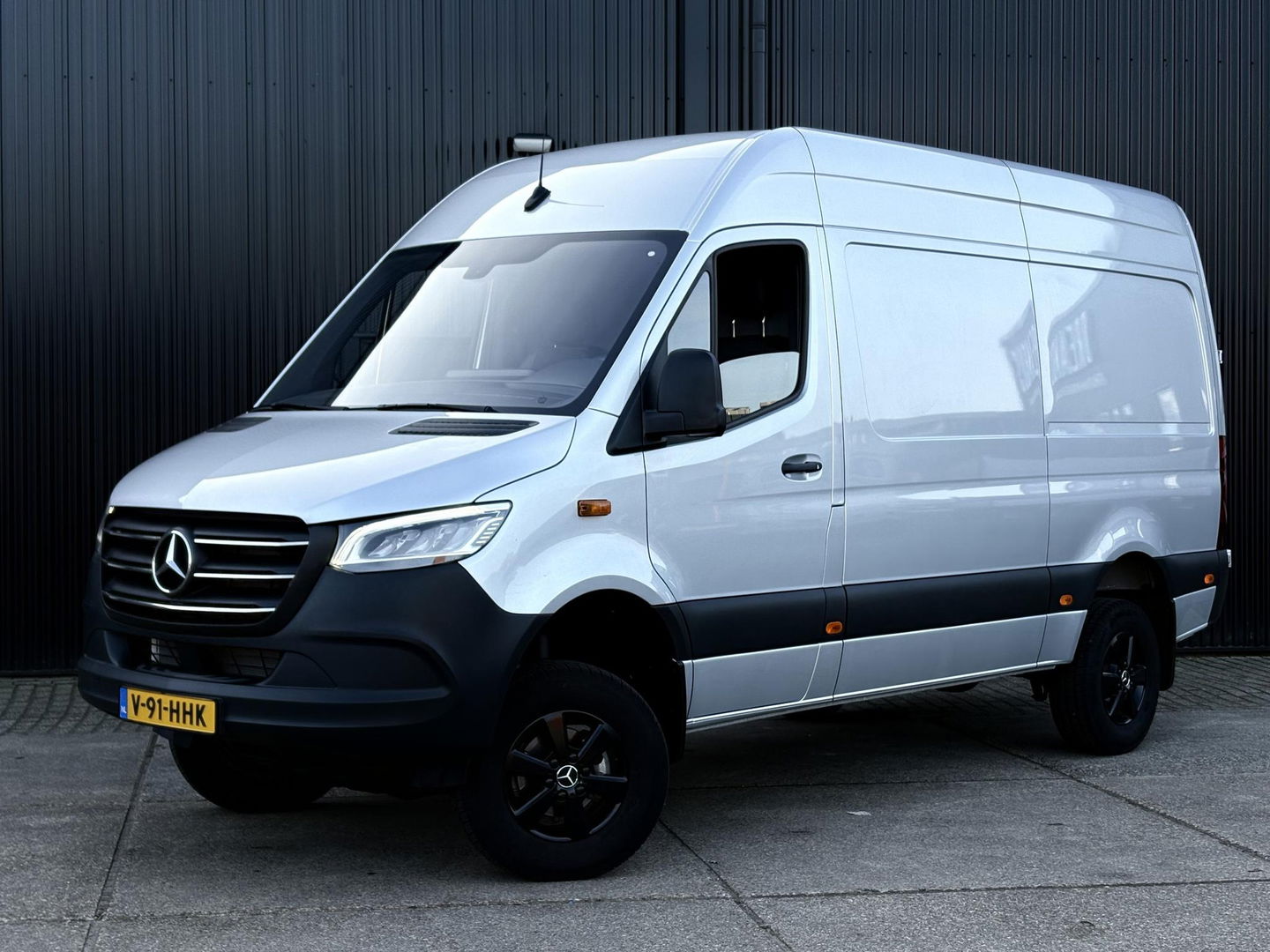 Mercedes-Benz Sprinter 319 CDI L2H2 BPM VRIJ | 4x4 | Chauffeursstoel | CAMERA |