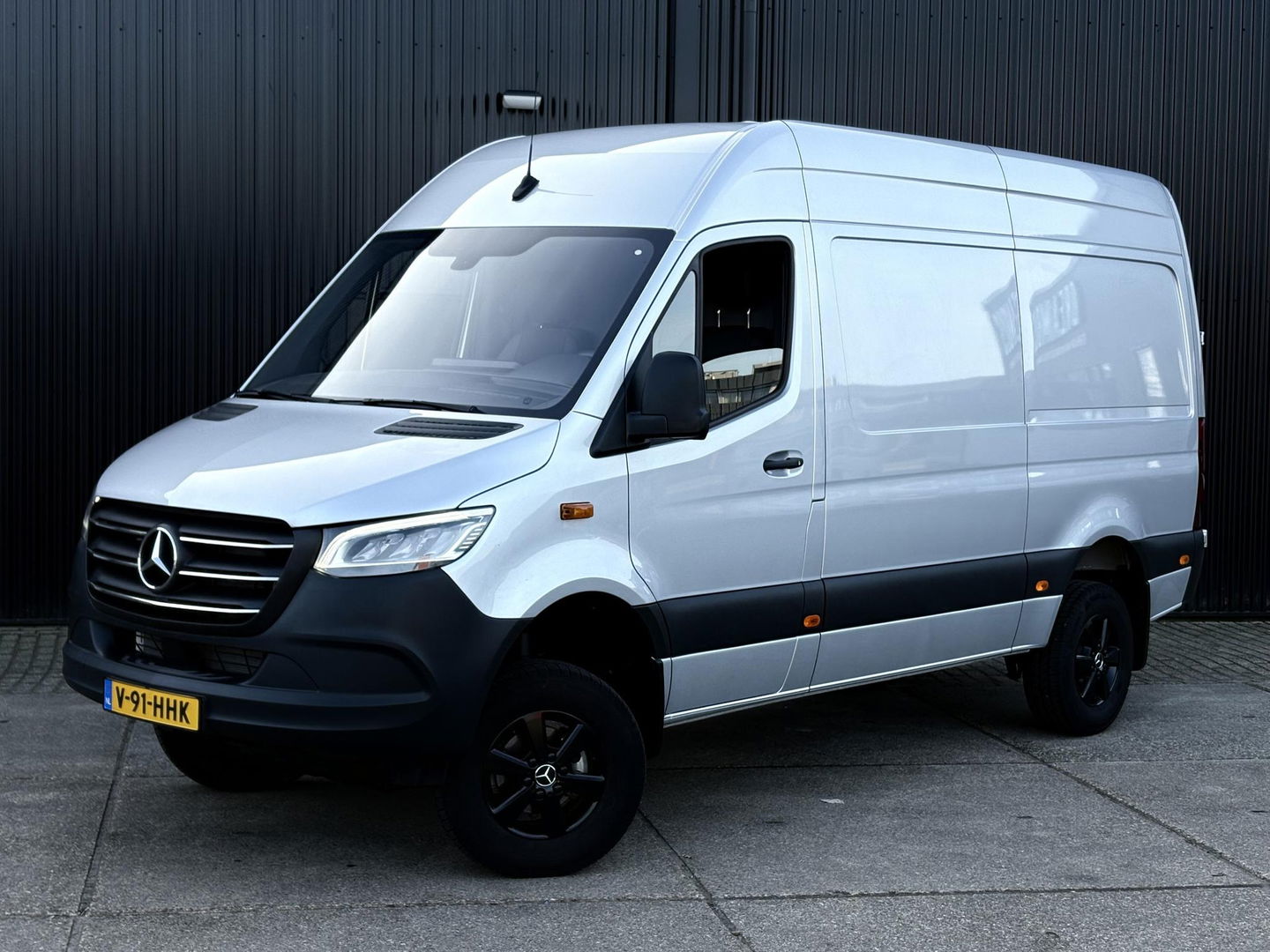 Mercedes-Benz Sprinter 319 CDI L2H2 BPM VRIJ | 4x4 | Chauffeursstoel | CAMERA |