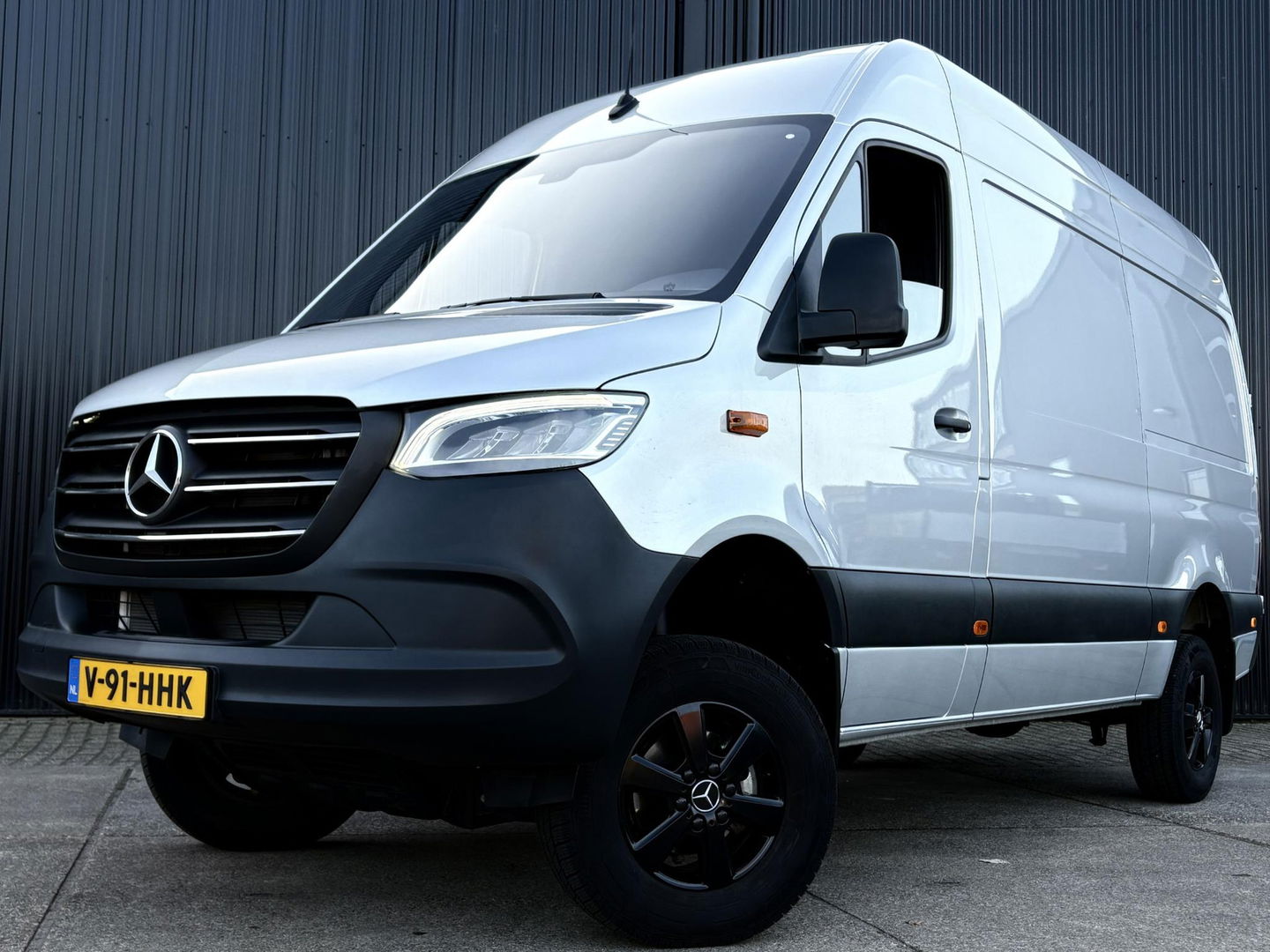 Mercedes-Benz Sprinter 319 CDI L2H2 BPM VRIJ | 4x4 | Chauffeursstoel | CAMERA |
