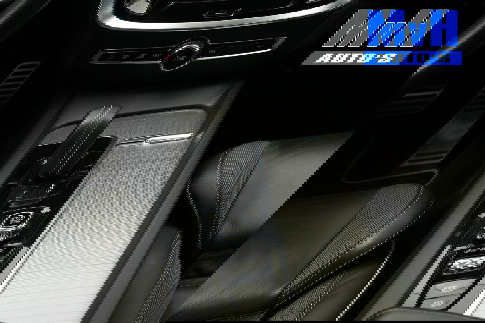 Volvo V60 2.0 B4 R-Design|PANO|H/K AUDIO|STOEL/STUUR.VERW|NAP