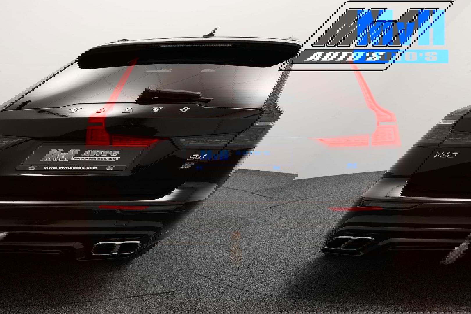 Volvo V60 2.0 B4 R-Design|PANO|H/K AUDIO|STOEL/STUUR.VERW|NAP