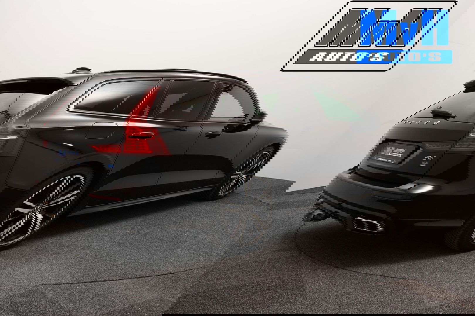 Volvo V60 2.0 B4 R-Design|PANO|H/K AUDIO|STOEL/STUUR.VERW|NAP