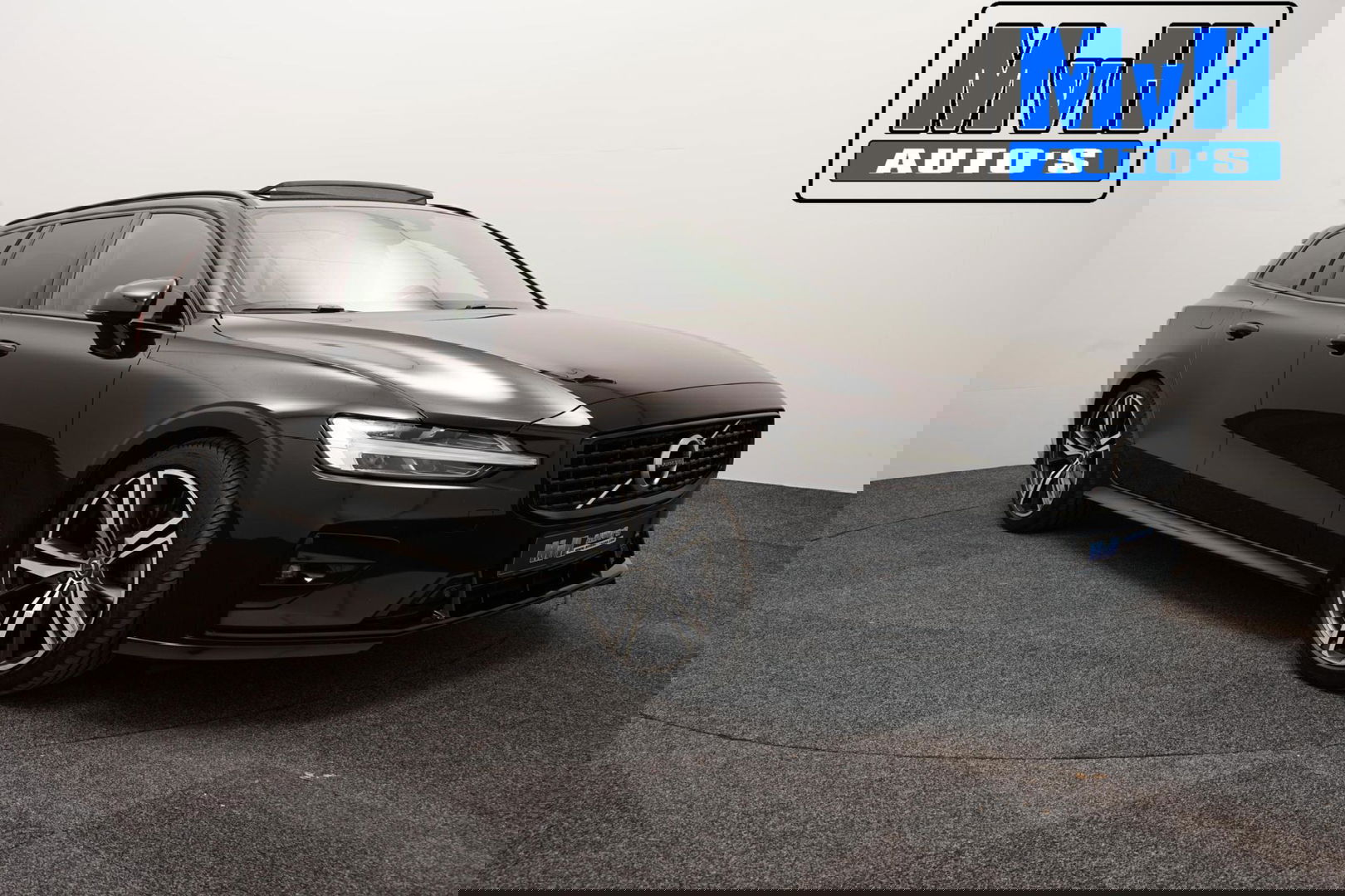 Volvo V60 2.0 B4 R-Design|PANO|H/K AUDIO|STOEL/STUUR.VERW|NAP