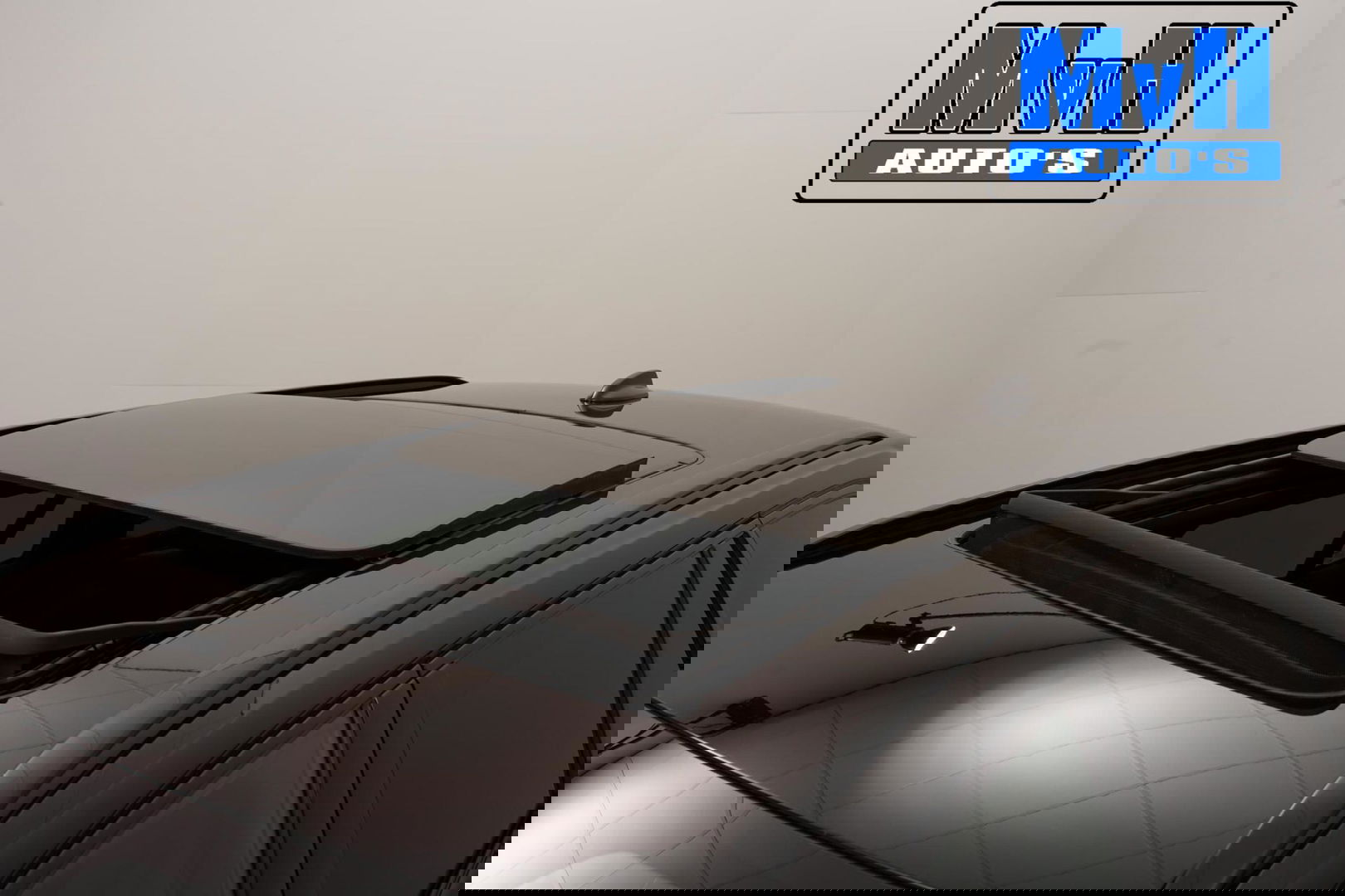 Volvo V60 2.0 B4 R-Design|PANO|H/K AUDIO|STOEL/STUUR.VERW|NAP