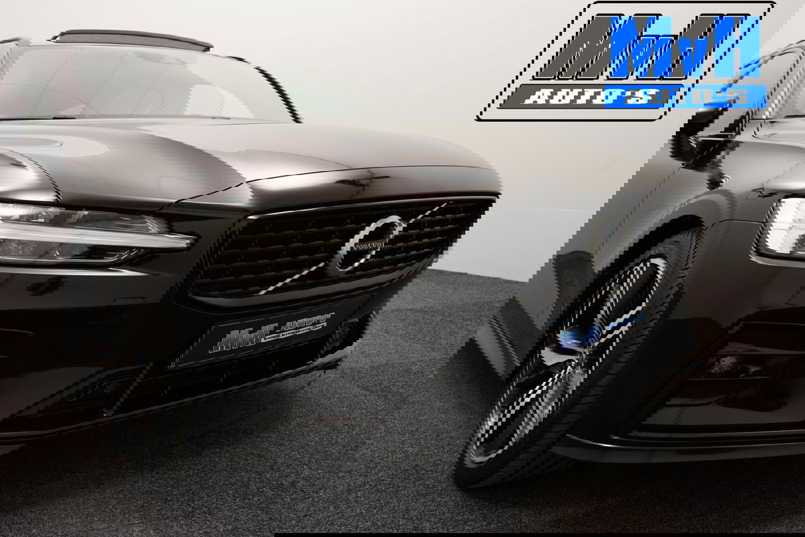 Volvo V60 2.0 B4 R-Design|PANO|H/K AUDIO|STOEL/STUUR.VERW|NAP