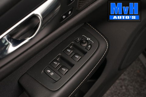 Volvo V60 2.0 B4 R-Design|PANO|H/K AUDIO|STOEL/STUUR.VERW|NAP