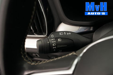 Volvo V60 2.0 B4 R-Design|PANO|H/K AUDIO|STOEL/STUUR.VERW|NAP