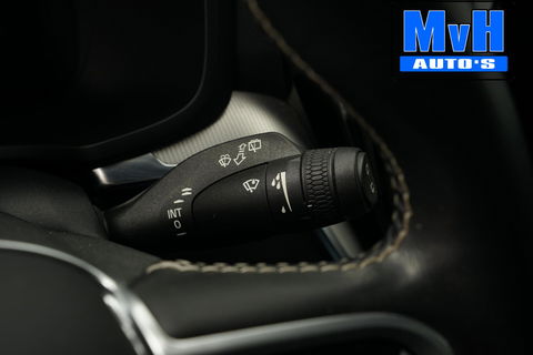 Volvo V60 2.0 B4 R-Design|PANO|H/K AUDIO|STOEL/STUUR.VERW|NAP