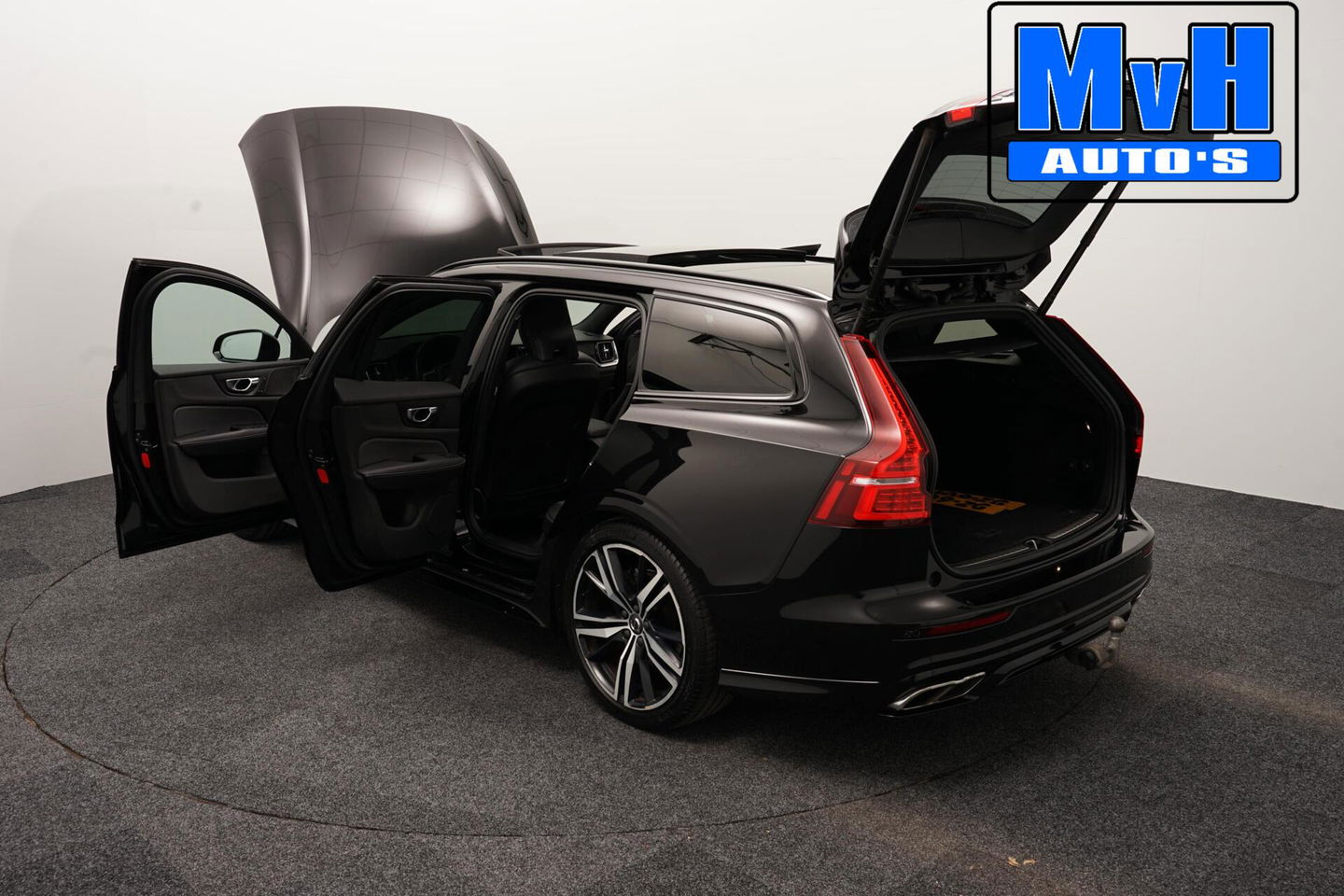 Volvo V60 2.0 B4 R-Design|PANO|H/K AUDIO|STOEL/STUUR.VERW|NAP