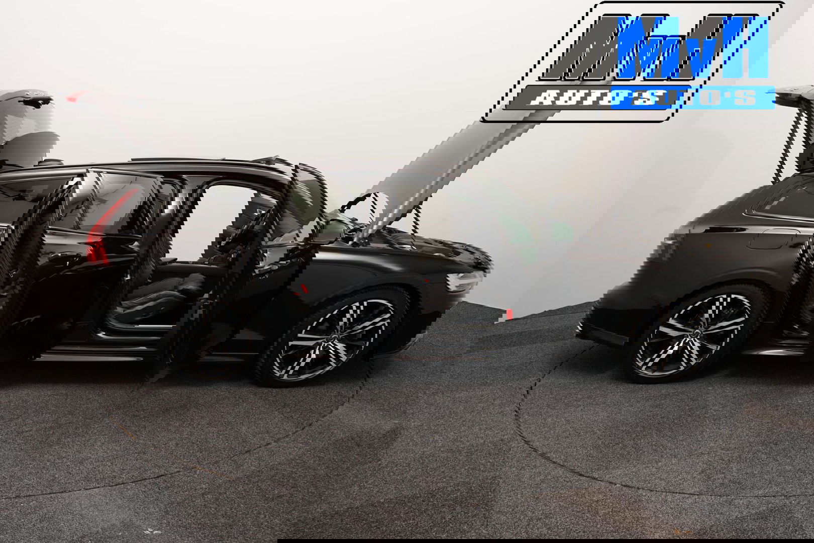 Volvo V60 2.0 B4 R-Design|PANO|H/K AUDIO|STOEL/STUUR.VERW|NAP