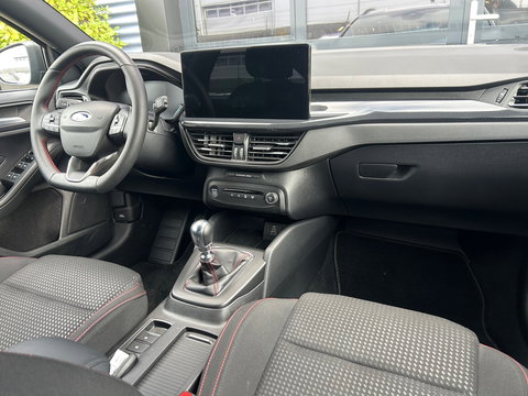 Ford FOCUS Wagon 1.0 EcoBoost Hybrid ST Line ACC|Applecarplay|Camera|17inch velgen|Dodehoekdetectie