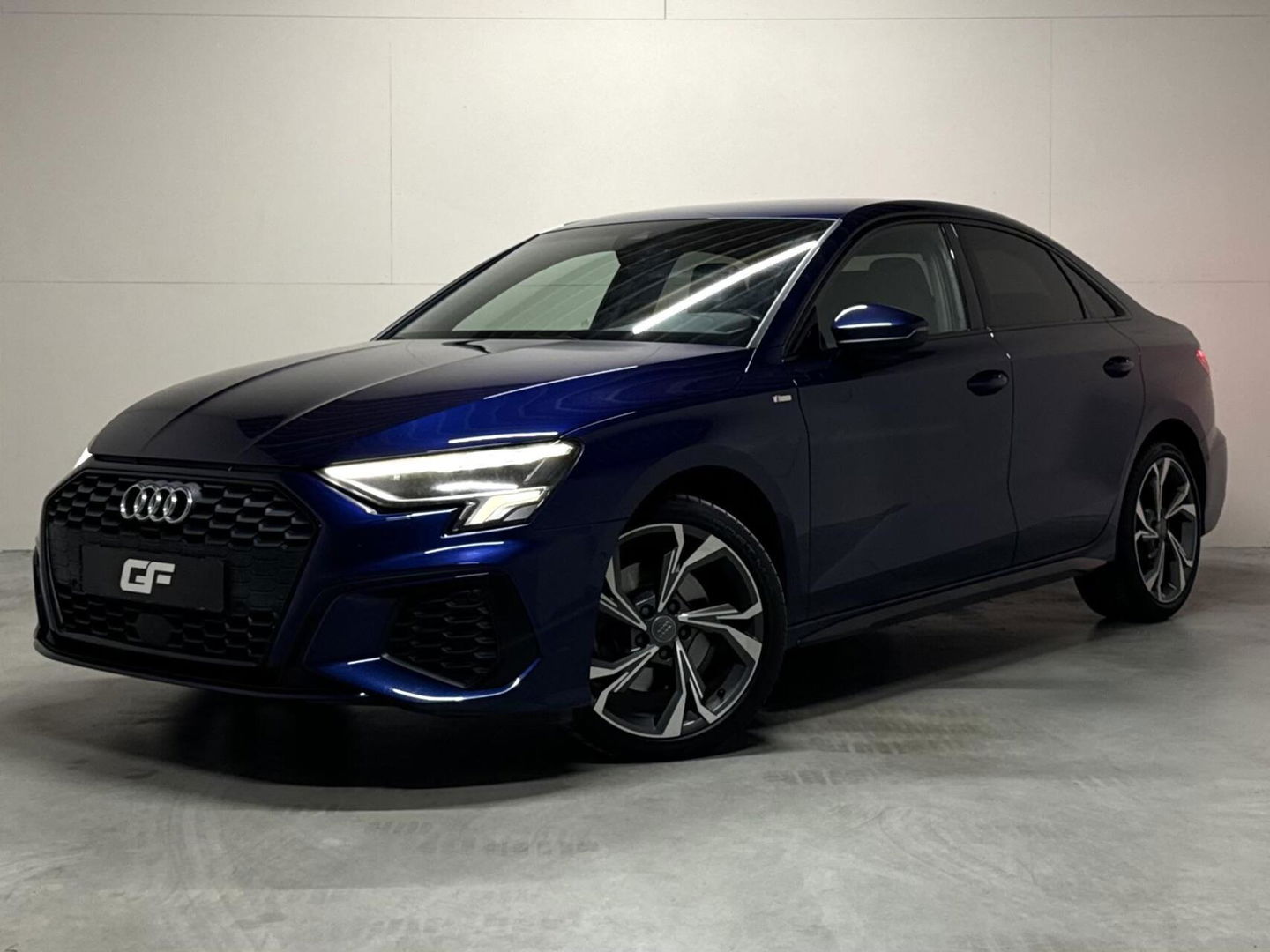 Audi A3 Limousine 35 TFSI S-Line Black Edition CarPlay Camera