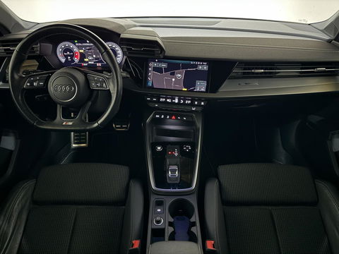 Audi A3 Limousine 35 TFSI S-Line Black Edition CarPlay Camera