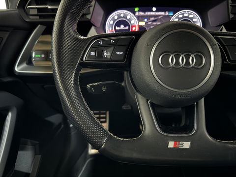 Audi A3 Limousine 35 TFSI S-Line Black Edition CarPlay Camera