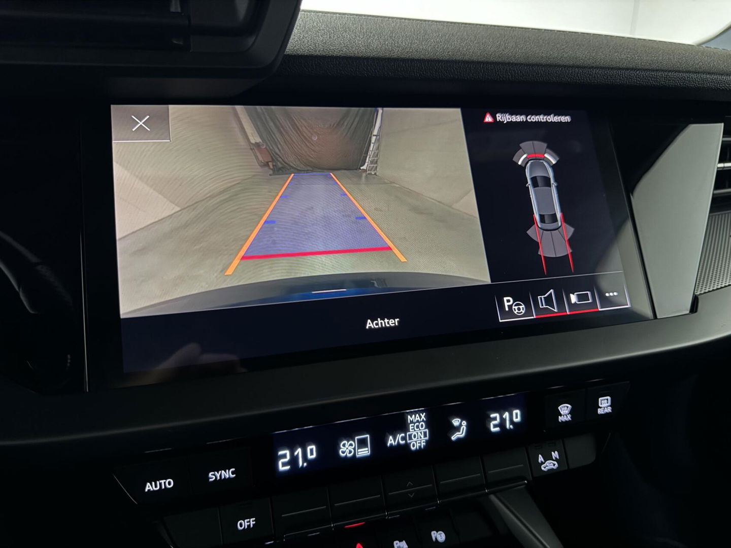 Audi A3 Limousine 35 TFSI S-Line Black Edition CarPlay Camera