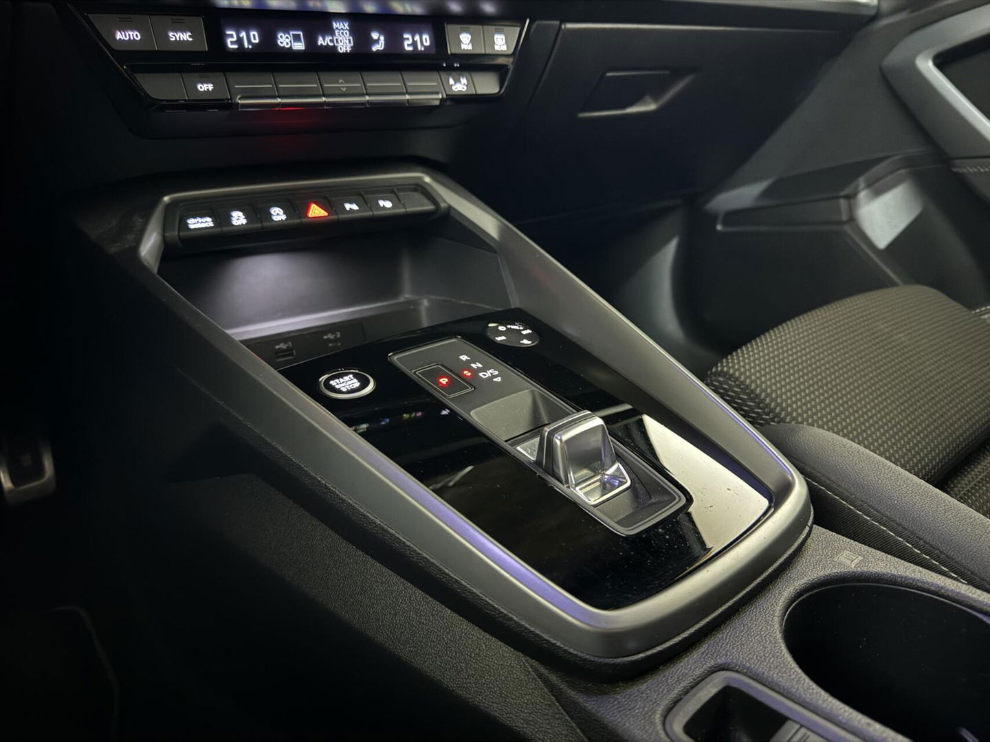 Audi A3 Limousine 35 TFSI S-Line Black Edition CarPlay Camera