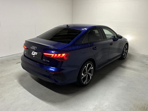 Audi A3 Limousine 35 TFSI S-Line Black Edition CarPlay Camera