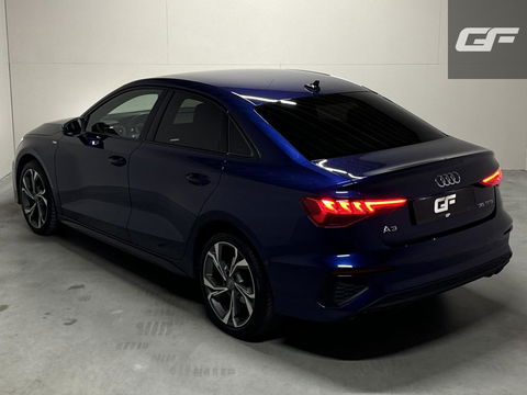 Audi A3 Limousine 35 TFSI S-Line Black Edition CarPlay Camera