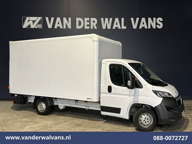 Peugeot Boxer - 2.2 BlueHDi 141pk Bakwagen Laadklep Euro6 Airco | Cruisecontrol | 985kg laadvermogen Bijrijdersbank