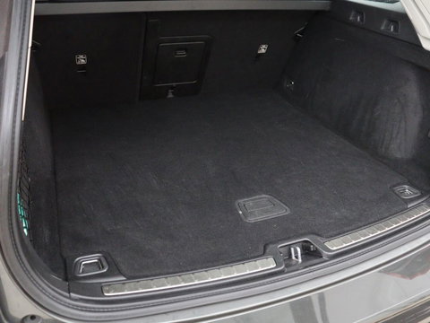 Volvo V60 2.0 T6 Recharge AWD Business Pro | Trekhaak | 360 Camera | Adaptive Cruise | Navigatie | Carplay | Full LED | PHEV | Plug In