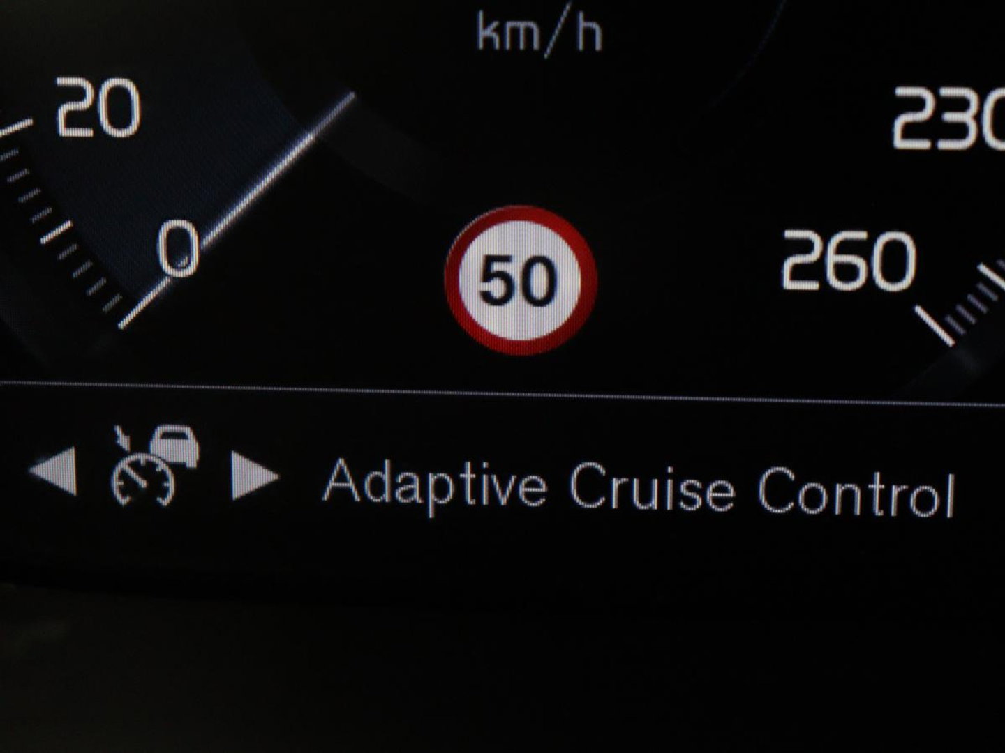 Volvo V60 2.0 T6 Recharge AWD Business Pro | Trekhaak | 360 Camera | Adaptive Cruise | Navigatie | Carplay | Full LED | PHEV | Plug In