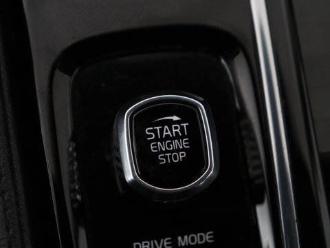 Volvo V60 2.0 T6 Recharge AWD Business Pro | Trekhaak | 360 Camera | Adaptive Cruise | Navigatie | Carplay | Full LED | PHEV | Plug In