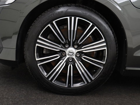 Volvo V60 2.0 T6 Recharge AWD Business Pro | Trekhaak | 360 Camera | Adaptive Cruise | Navigatie | Carplay | Full LED | PHEV | Plug In