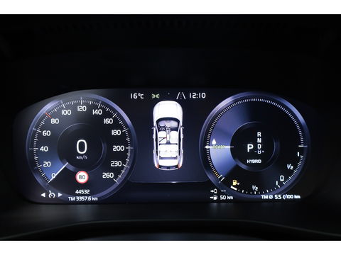 Volvo XC40 1.5 T5 Plug-in hybrid Plus Dark Facelift | Trekhaak elek. | 20 inch | elek. Sportstoelen | H&K Audio |