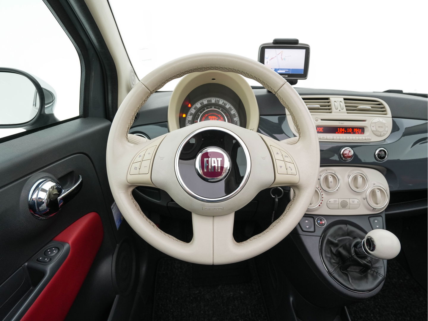Fiat 500C 1.2 Lounge *LEATHER | TOM-TOM-NAVI | AIRCO | PDC | HEATED-COMFORTSEATS | INTERSCOPE-SOUNDSYSTEM | 15''ALU*