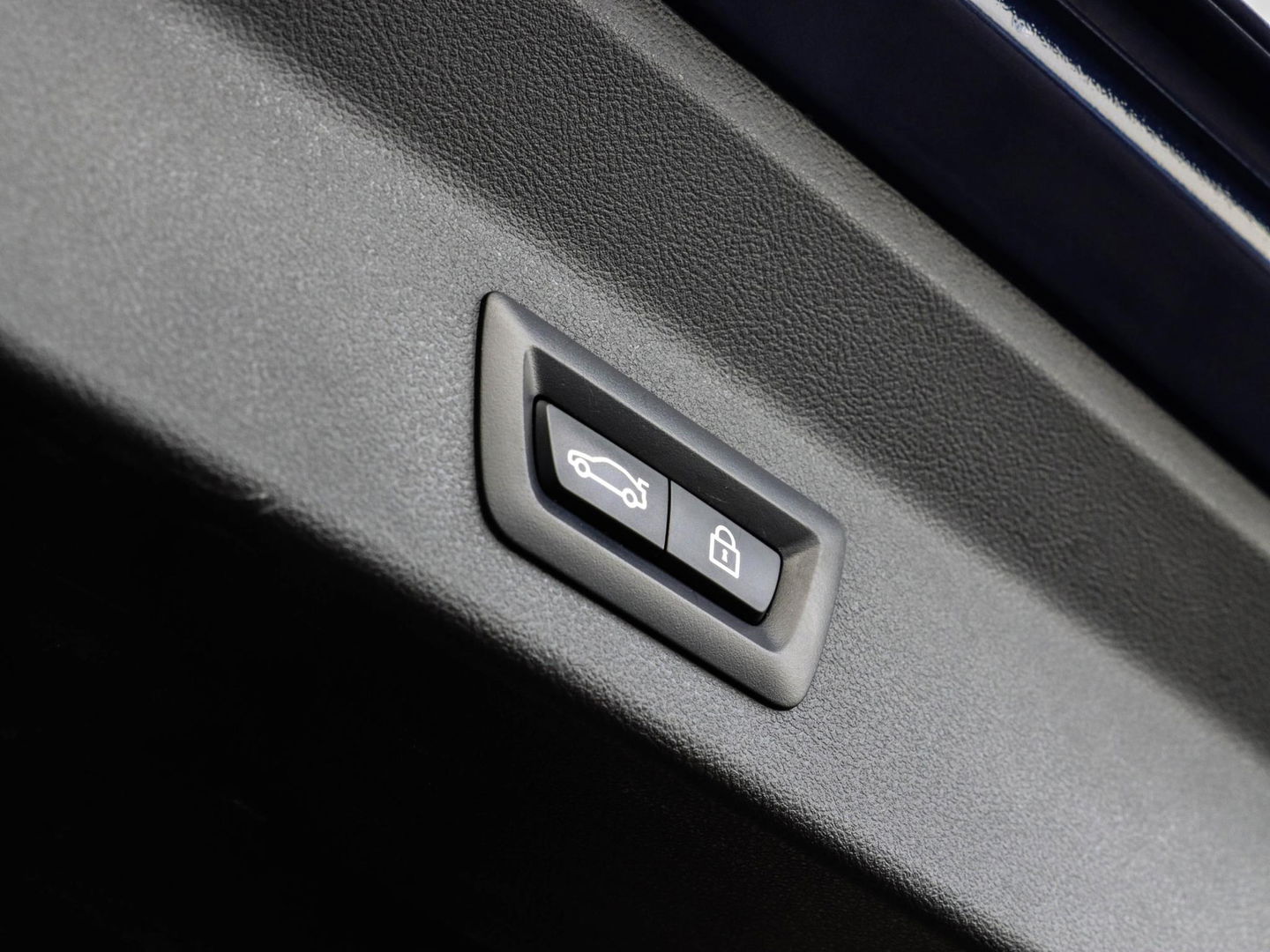 BMW iX3 High Executive 80 kWh M Sport Pano Laser ACC Harman Kardon Trekhaak