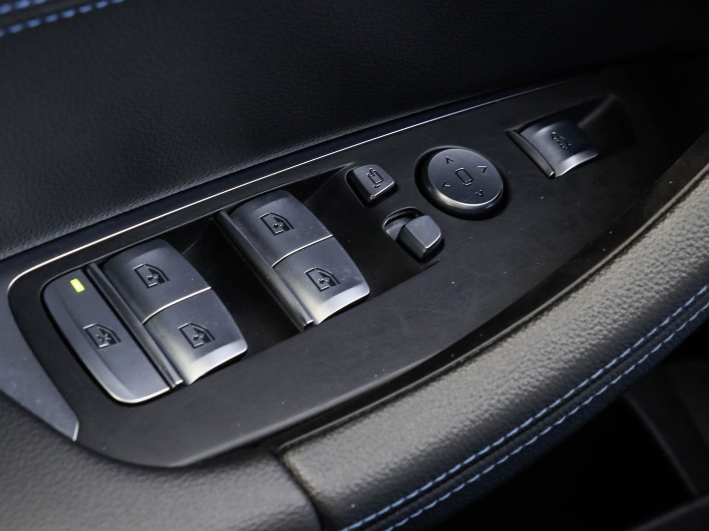 BMW iX3 High Executive 80 kWh M Sport Pano Laser ACC Harman Kardon Trekhaak